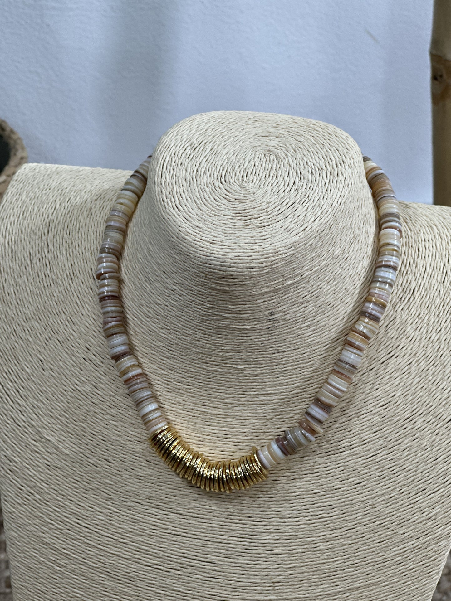 COLLAR ABALORIOS PLANOS