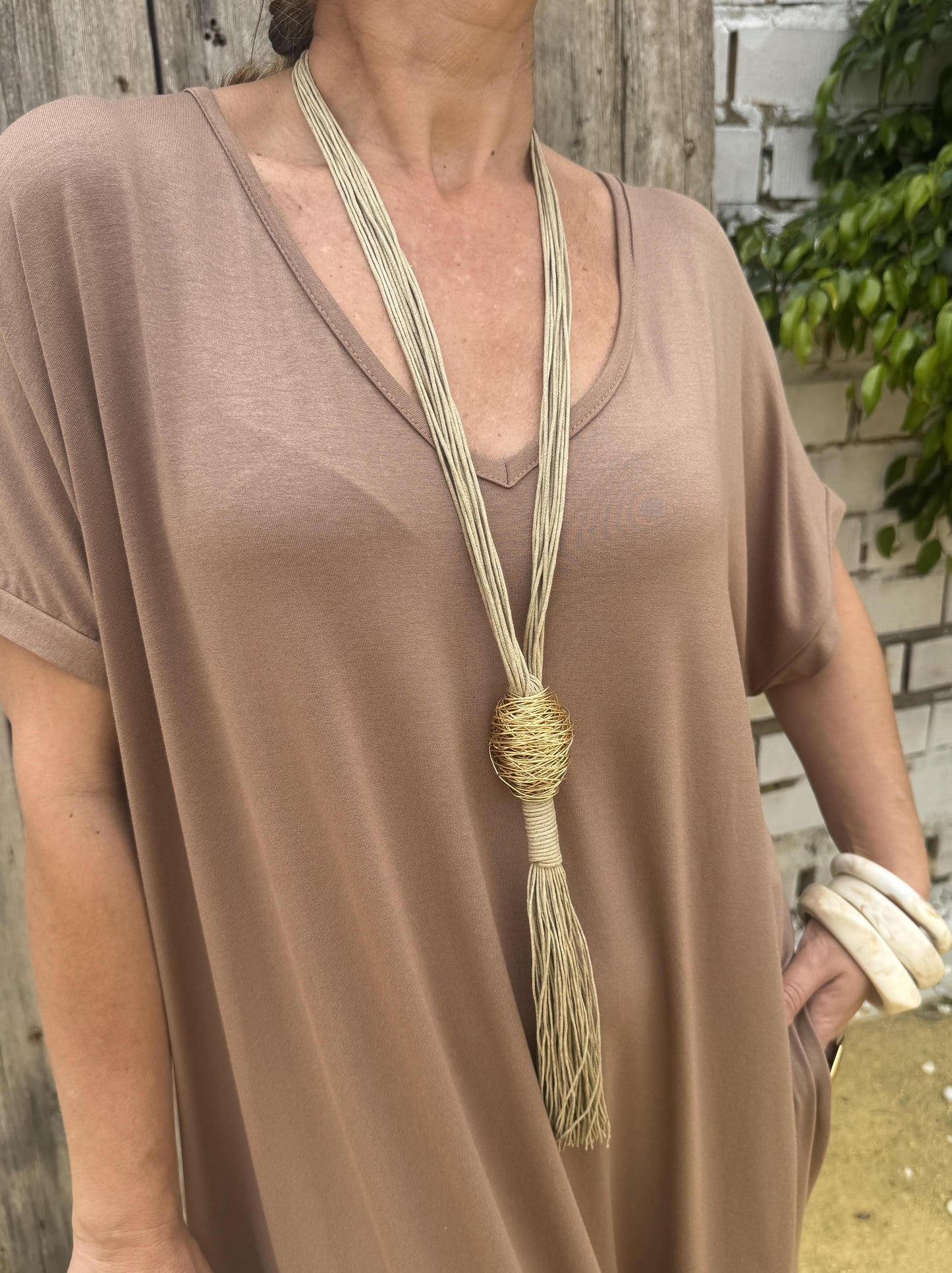 COLLAR BORLA