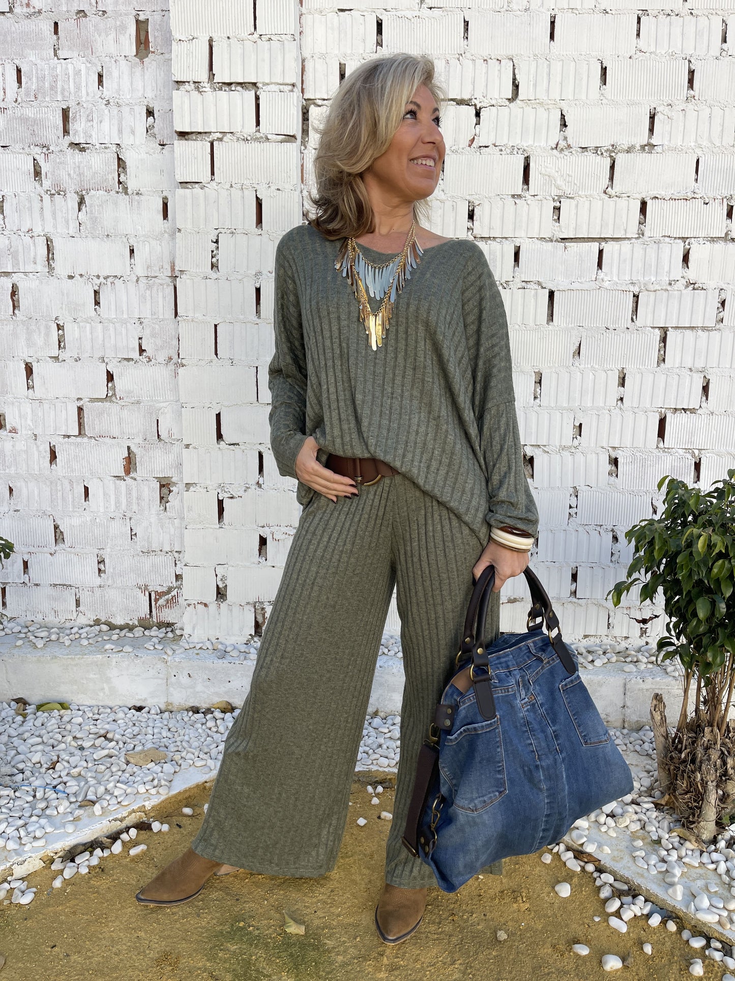 CONJUNTO CURVY REYES