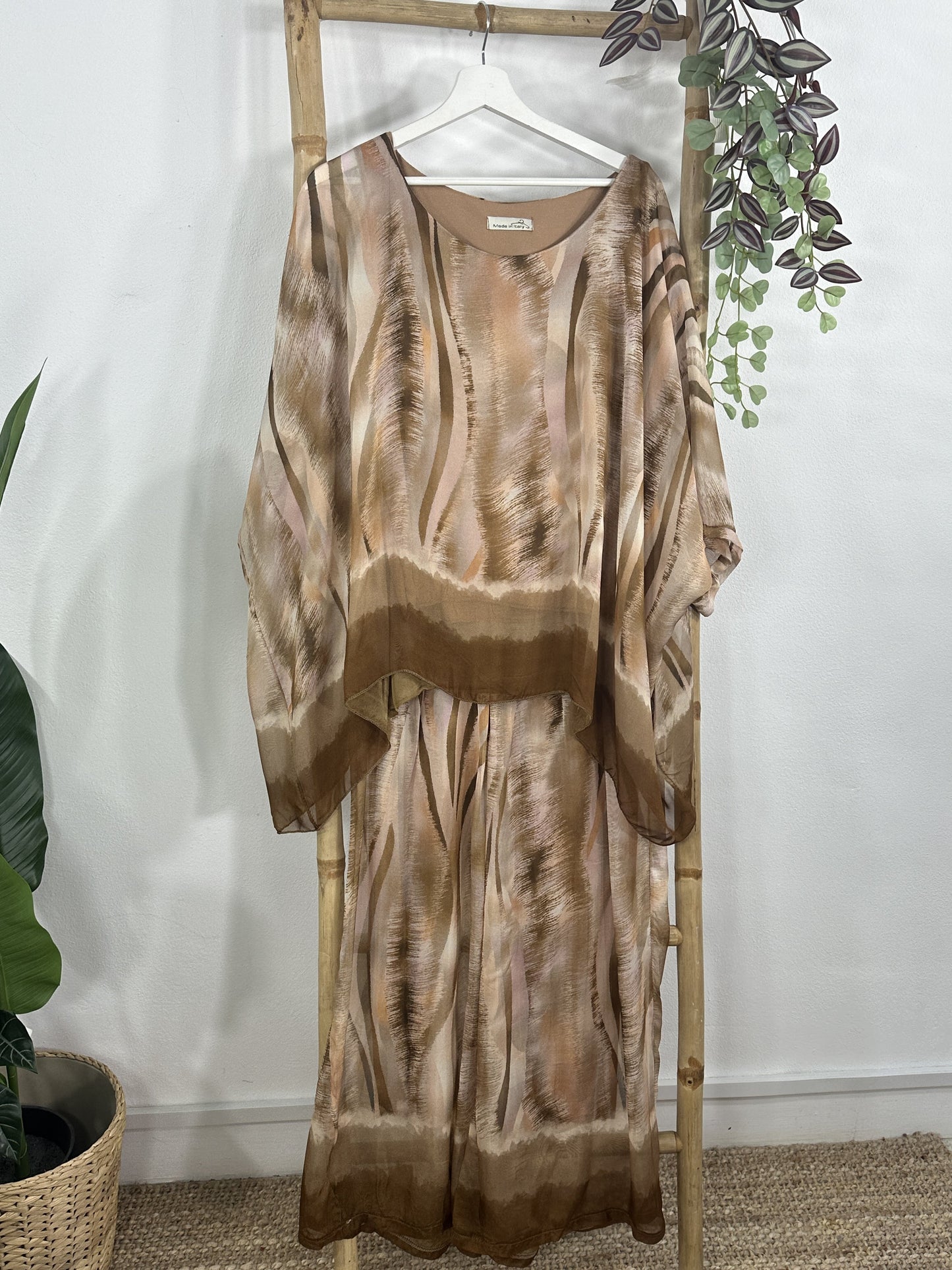 CONJUNTO SEDA ESTAMPADO