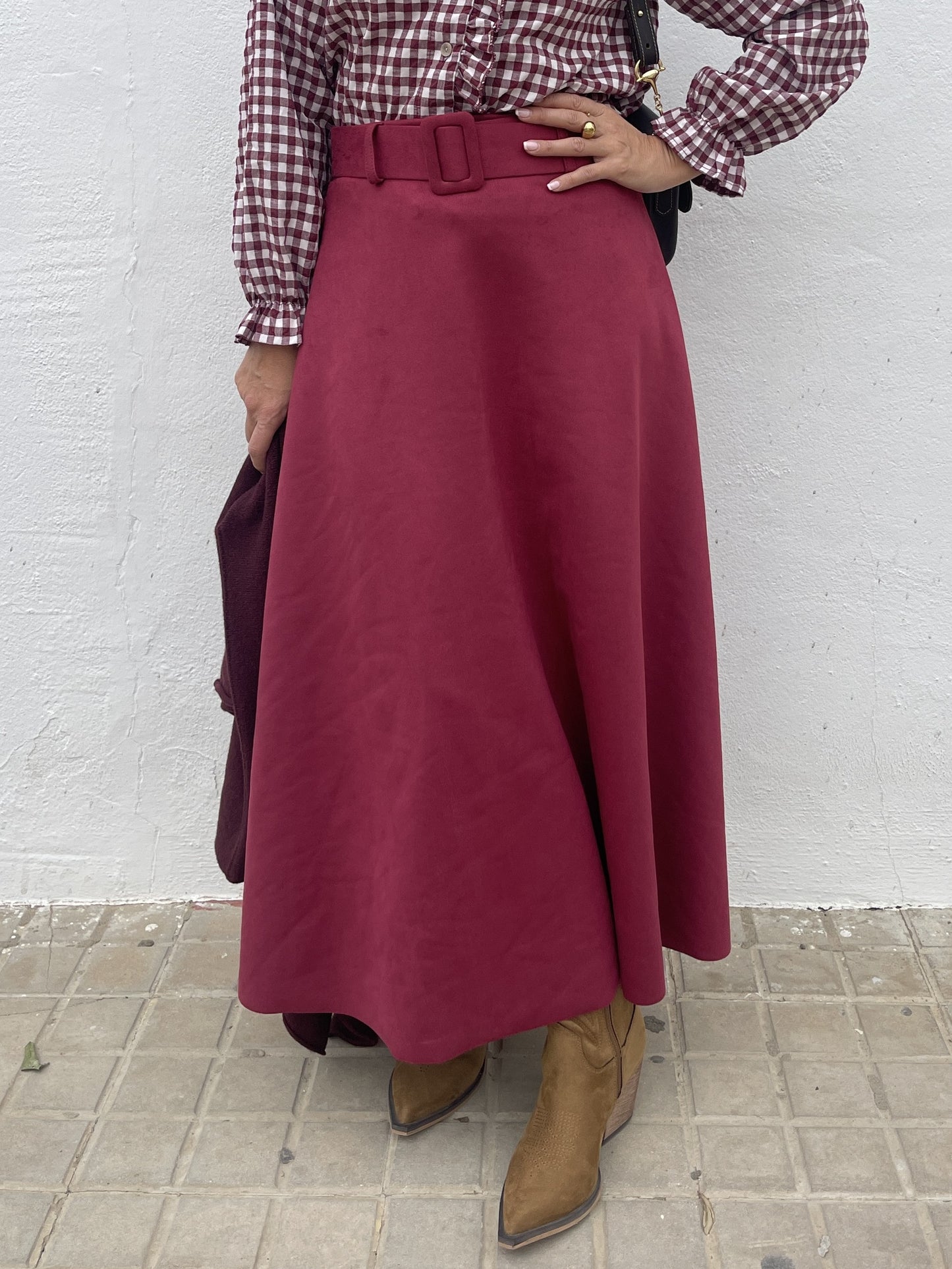 FALDA LARGA ANTELINA
