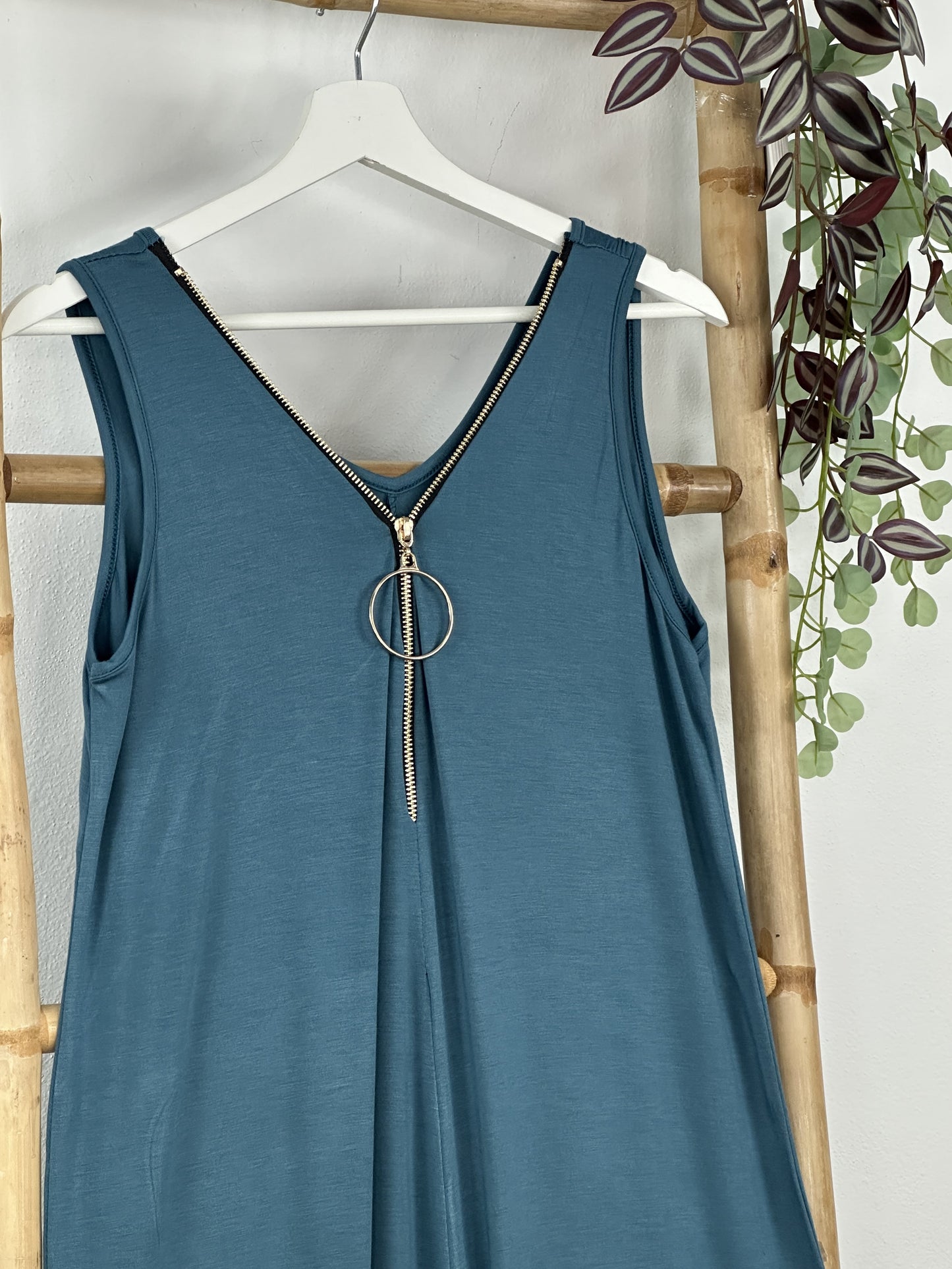ZIPPER JUMPSUIT