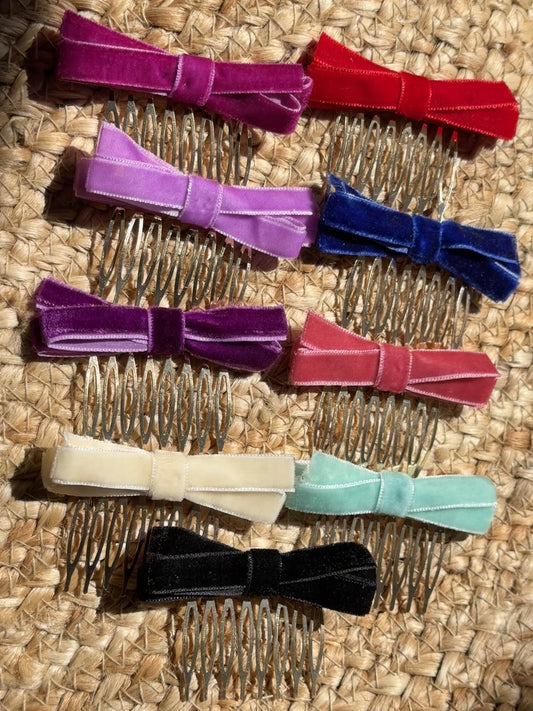 PEINECILLO LAZO TERCIOPELO