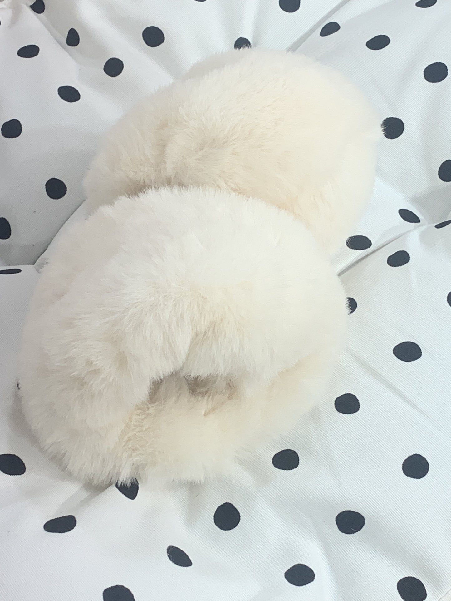 PUNHO DE CABELO DE URSO