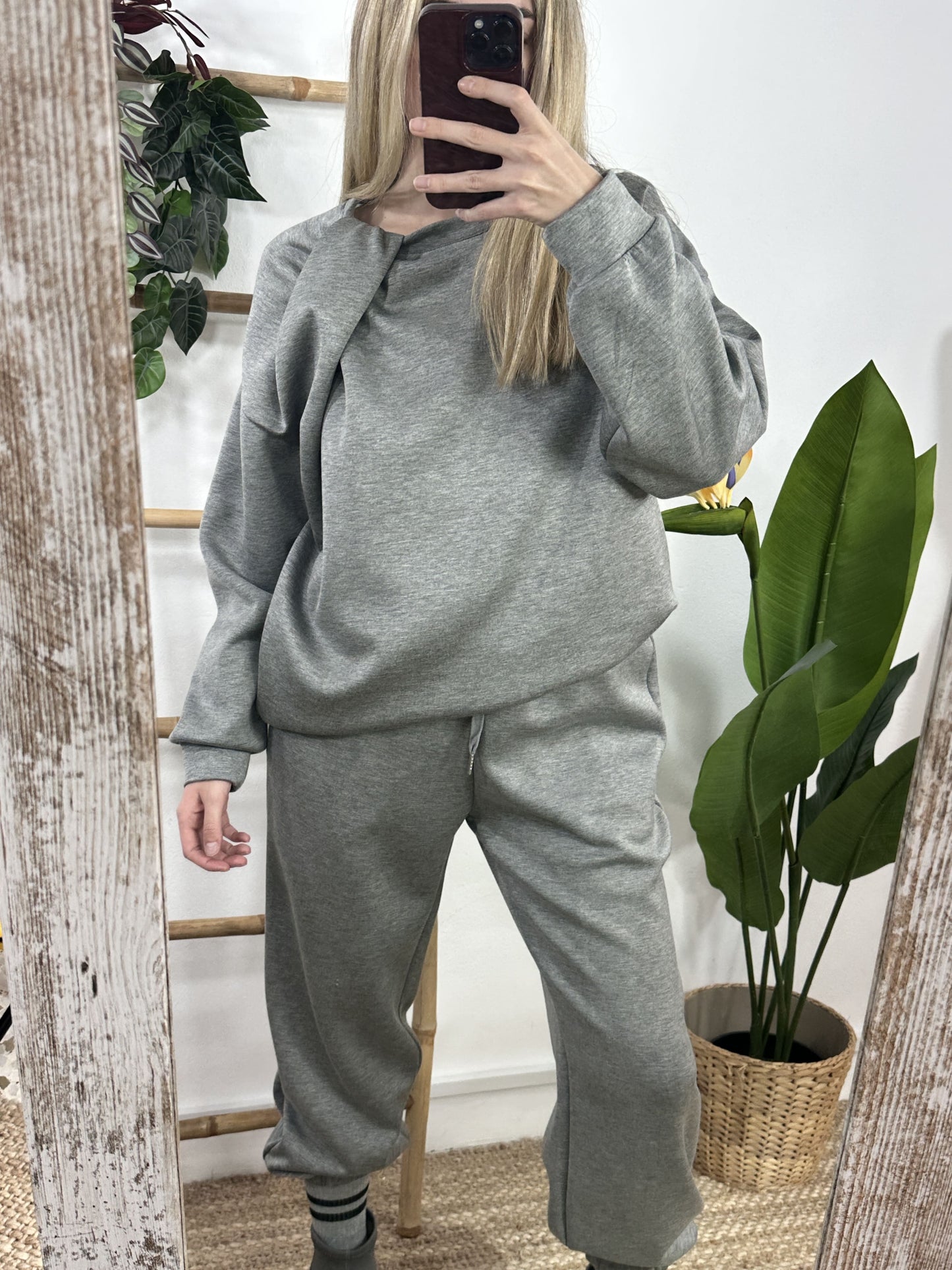 PANTALÓN CHÁNDAL NUDO