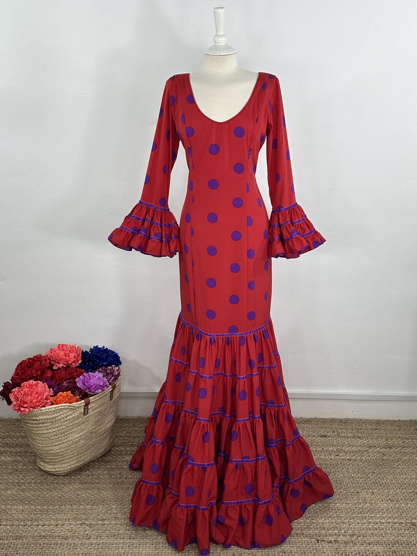 TRAJE CANASTERO LUNARES