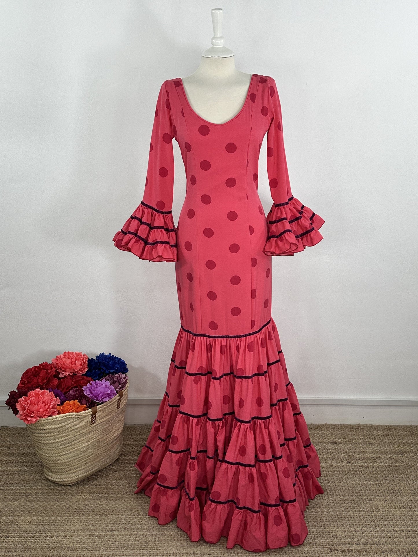 TRAJE CANASTERO LUNARES