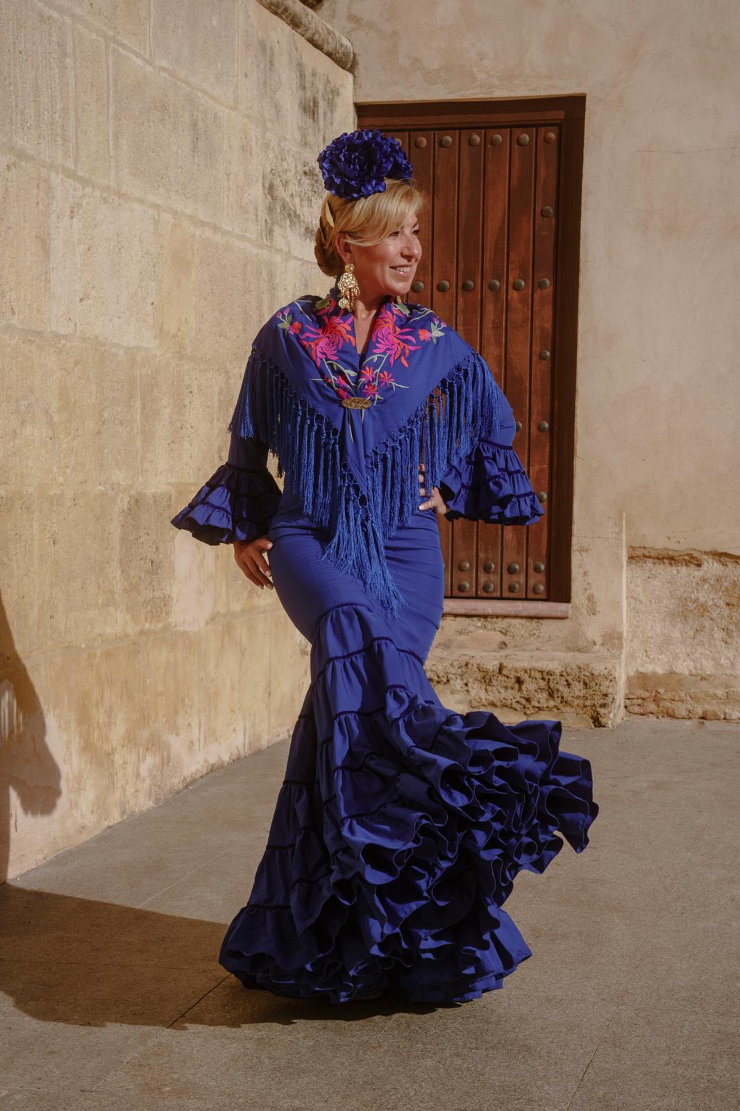 TRAJE CANASTERO LISO