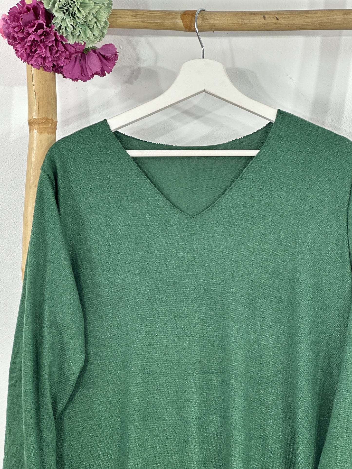 VESTIDO BÁSICO DE MALHA CURVADAS