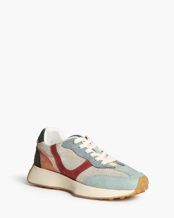 ZAPATILLA DEPORTIVA TELA CALADA