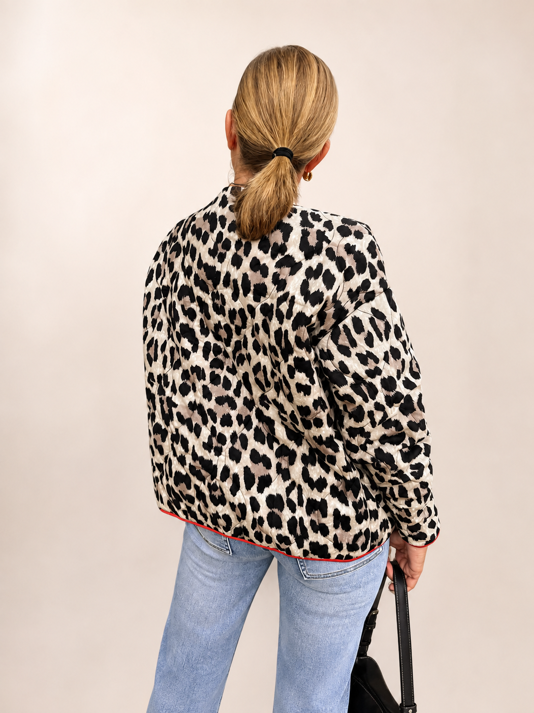 ABRIGO ACOLCHADO LEOPARDO MANGA LARGA