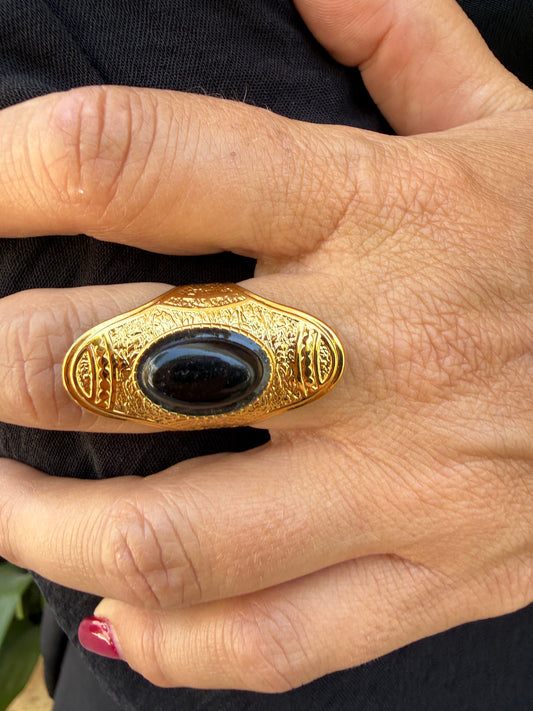 ANILLO AKILA
