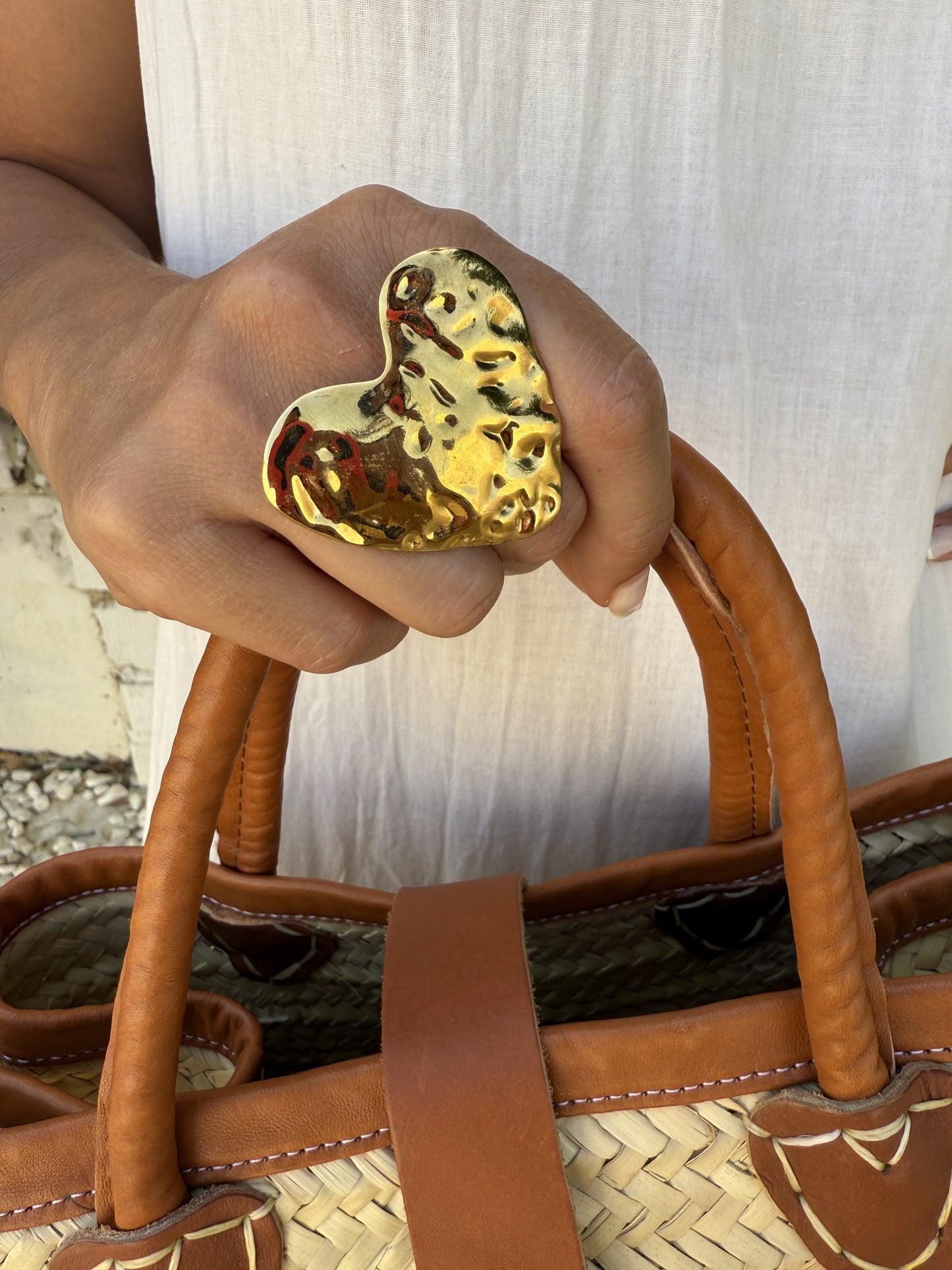ANILLO CORAZÓN IRREGULAR