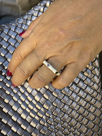 ANILLO ESMALTADO CORAZÓN