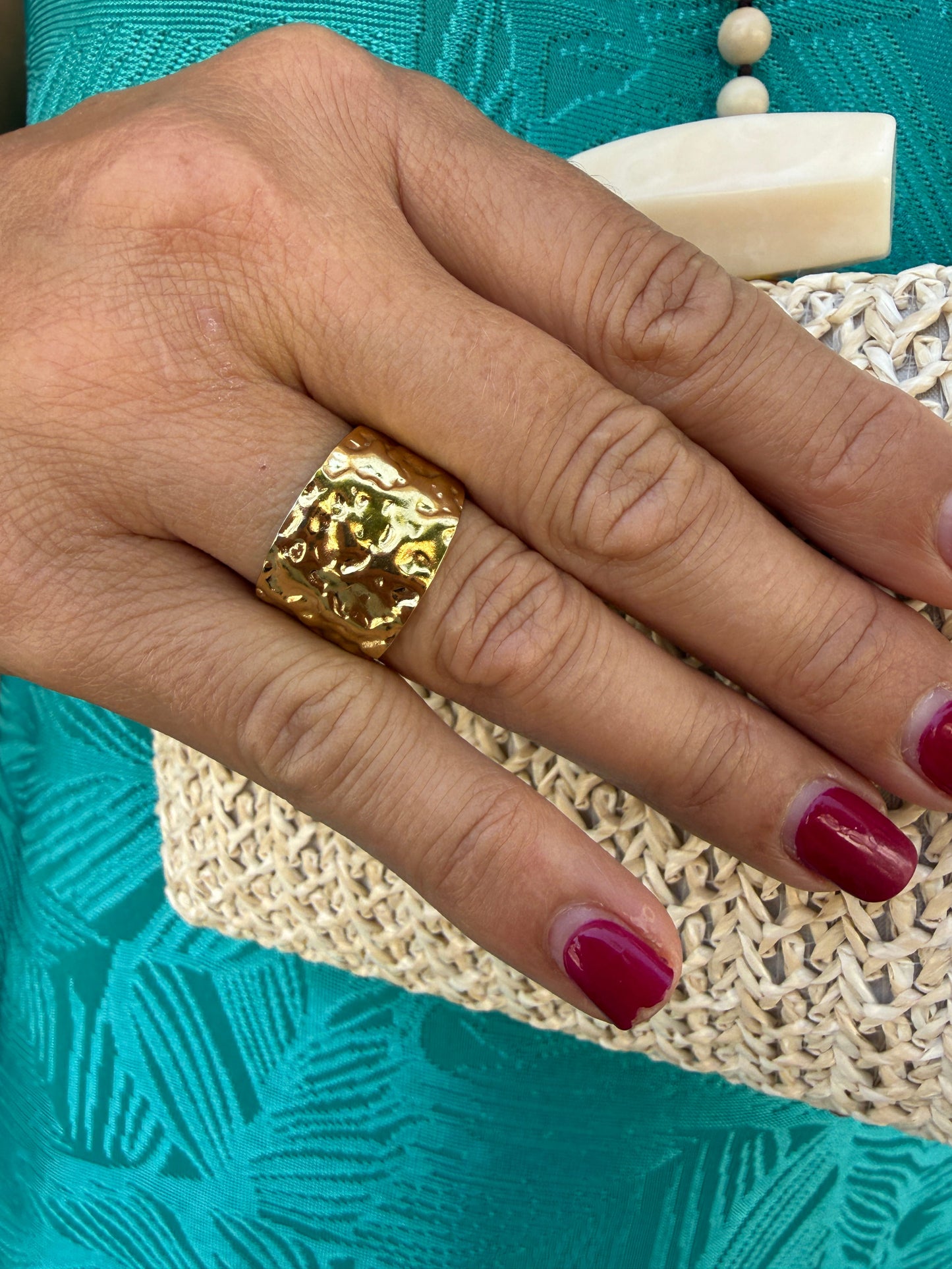 ANILLO RELIEVE