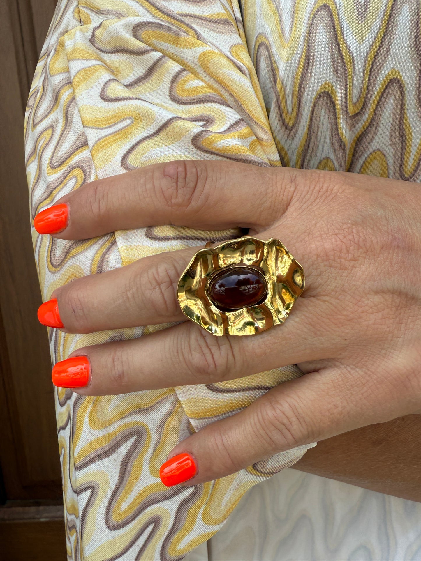 ANILLO AMBAR