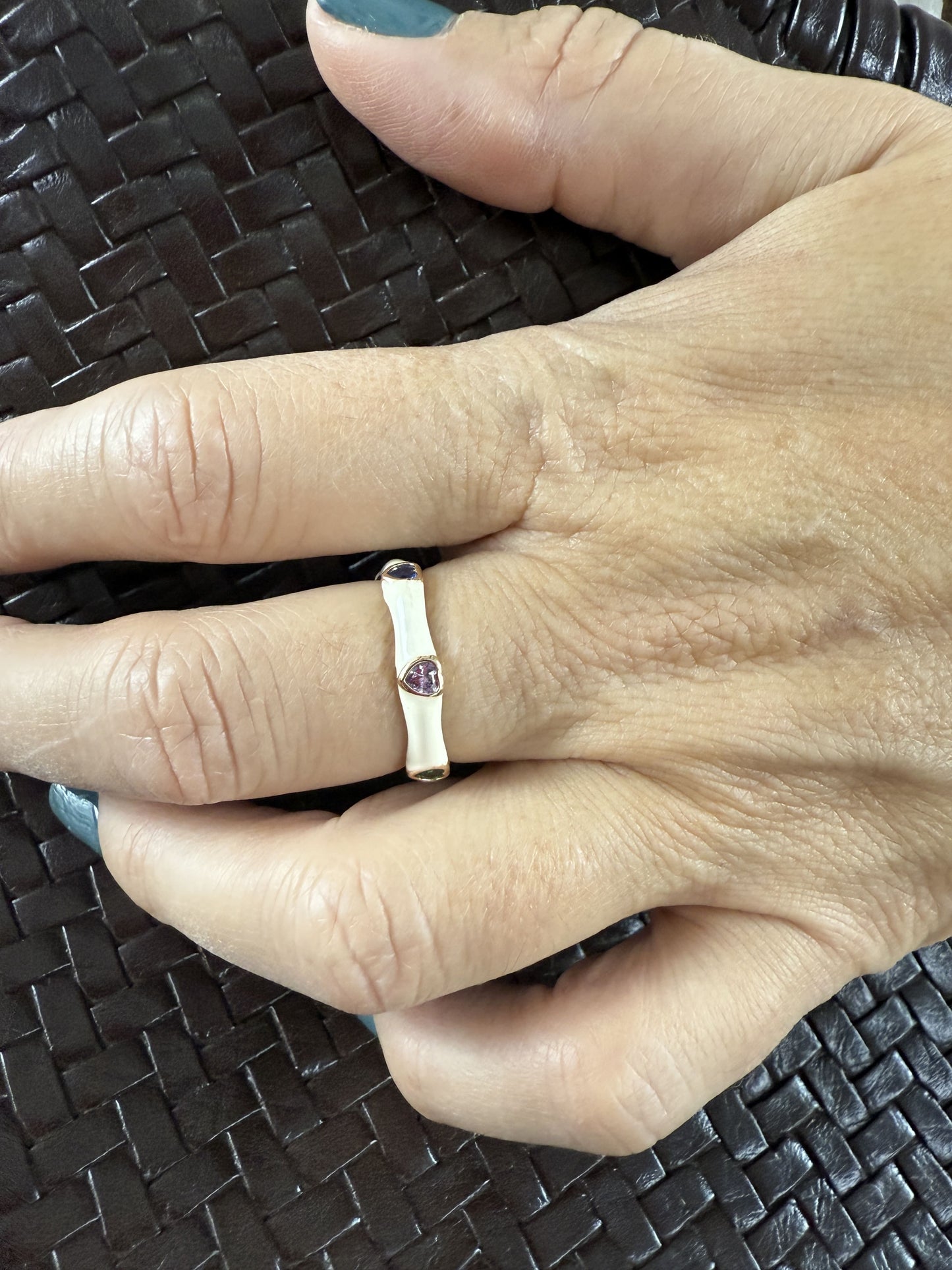 ANILLO ESMALTADO CORAZÓN