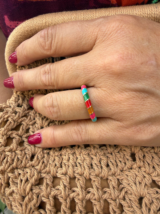 ANILLO ESMALTADO RELIEVE