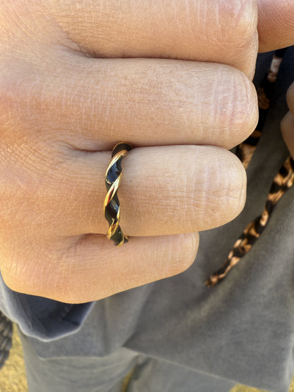 ANILLO ESMALTADO TRENZADO