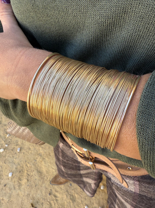 BRAZALETE MIL HILOS