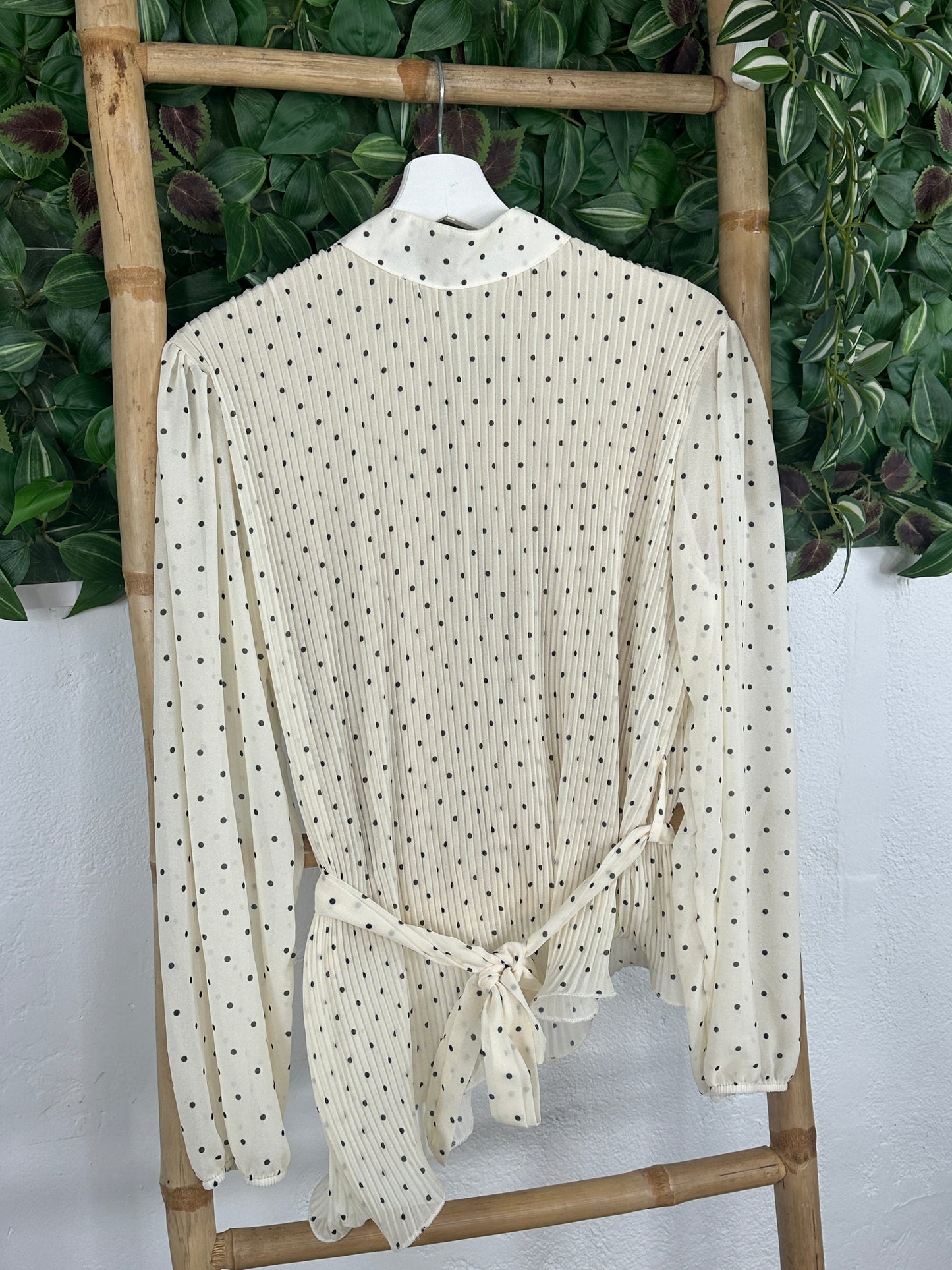 BLUSA ACORDEÓN LUNARES