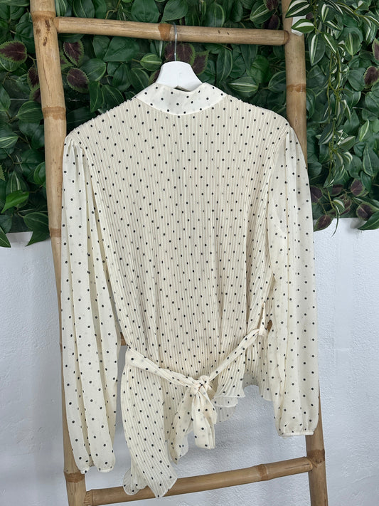 BLUSA ACORDEÓN LUNARES