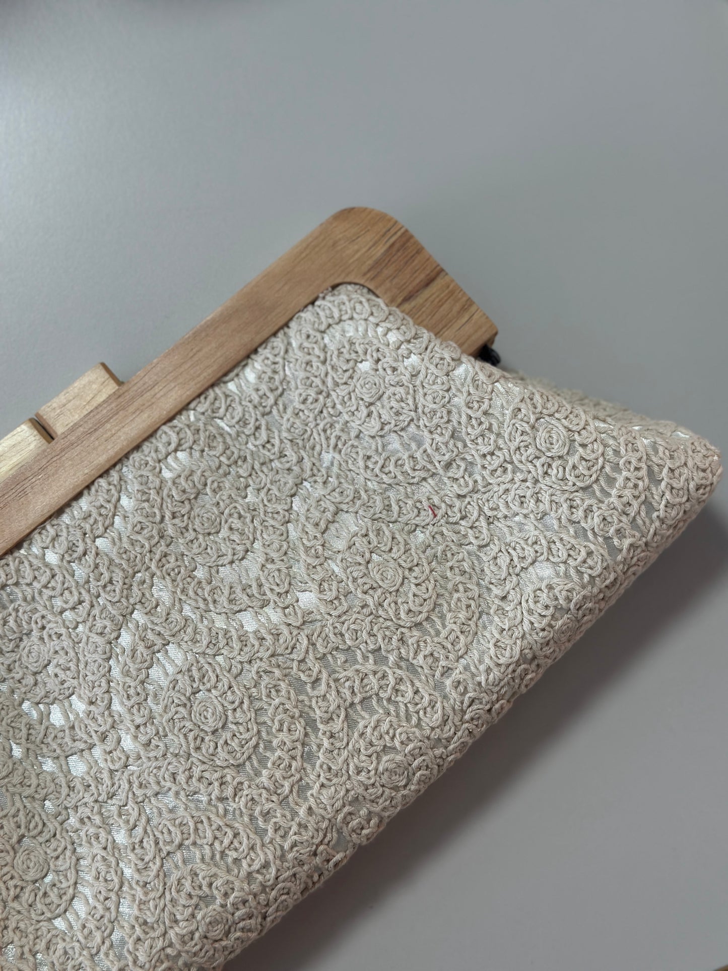 BOLSO BAGUETTE CROCHÉ