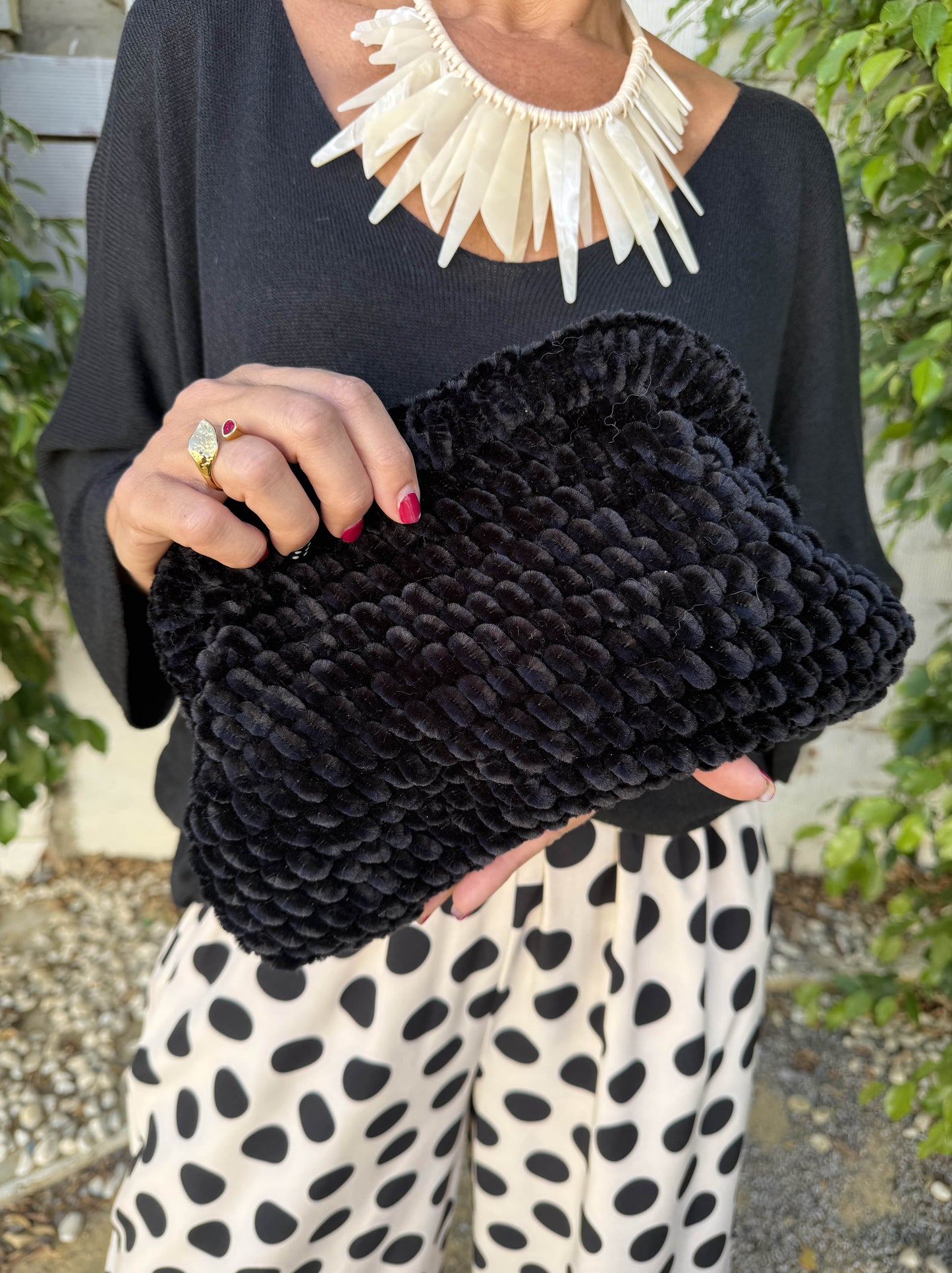 BOLSO CLUNCH CHENILLA