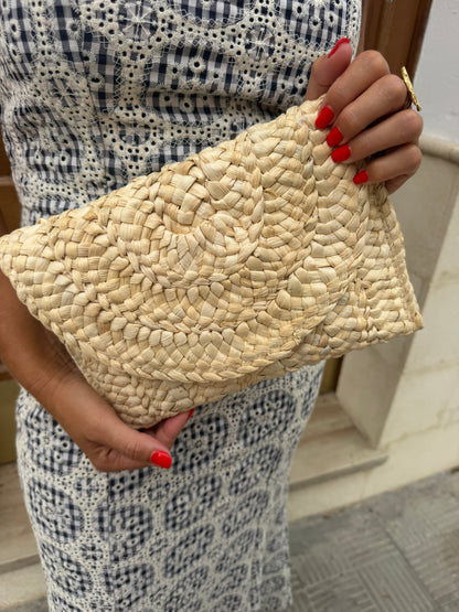 CARTERA DE MANO CALETA