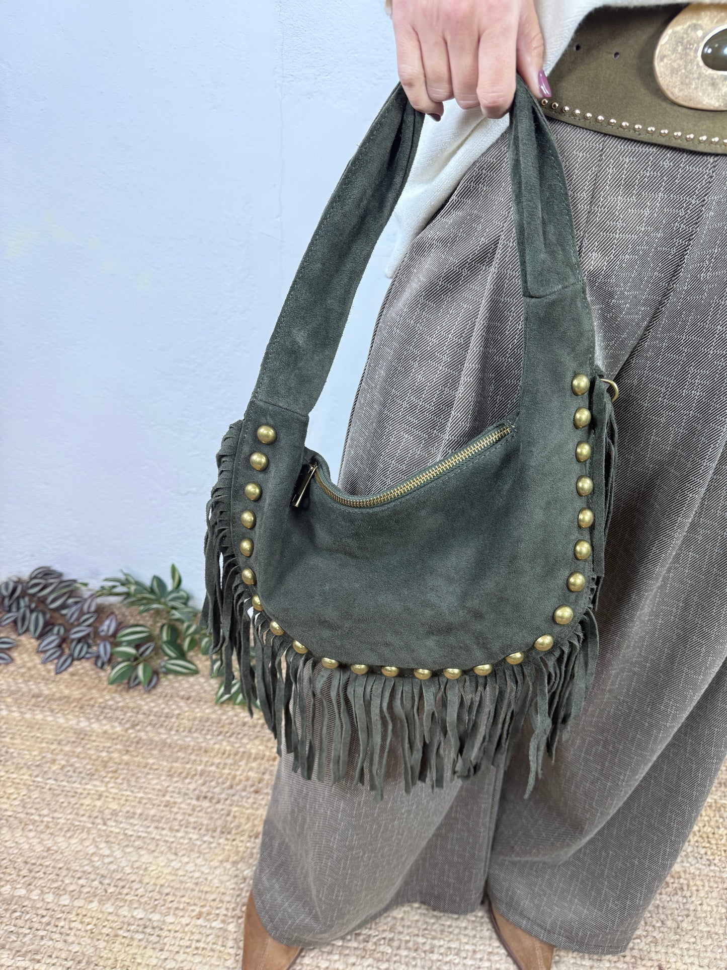 BOLSO MEDIA LUNA FLECOS