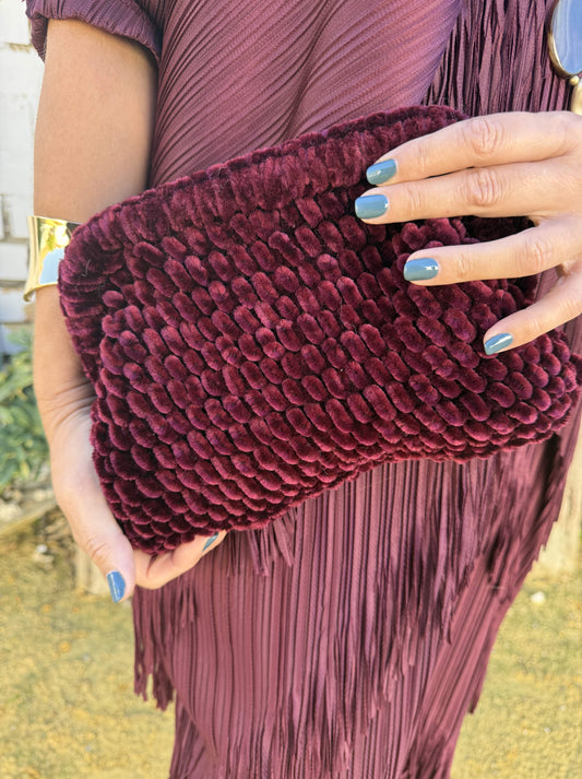 BOLSO CLUNCH CHENILLA