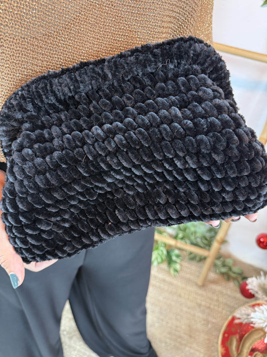 BOLSO CLUNCH CHENILLA