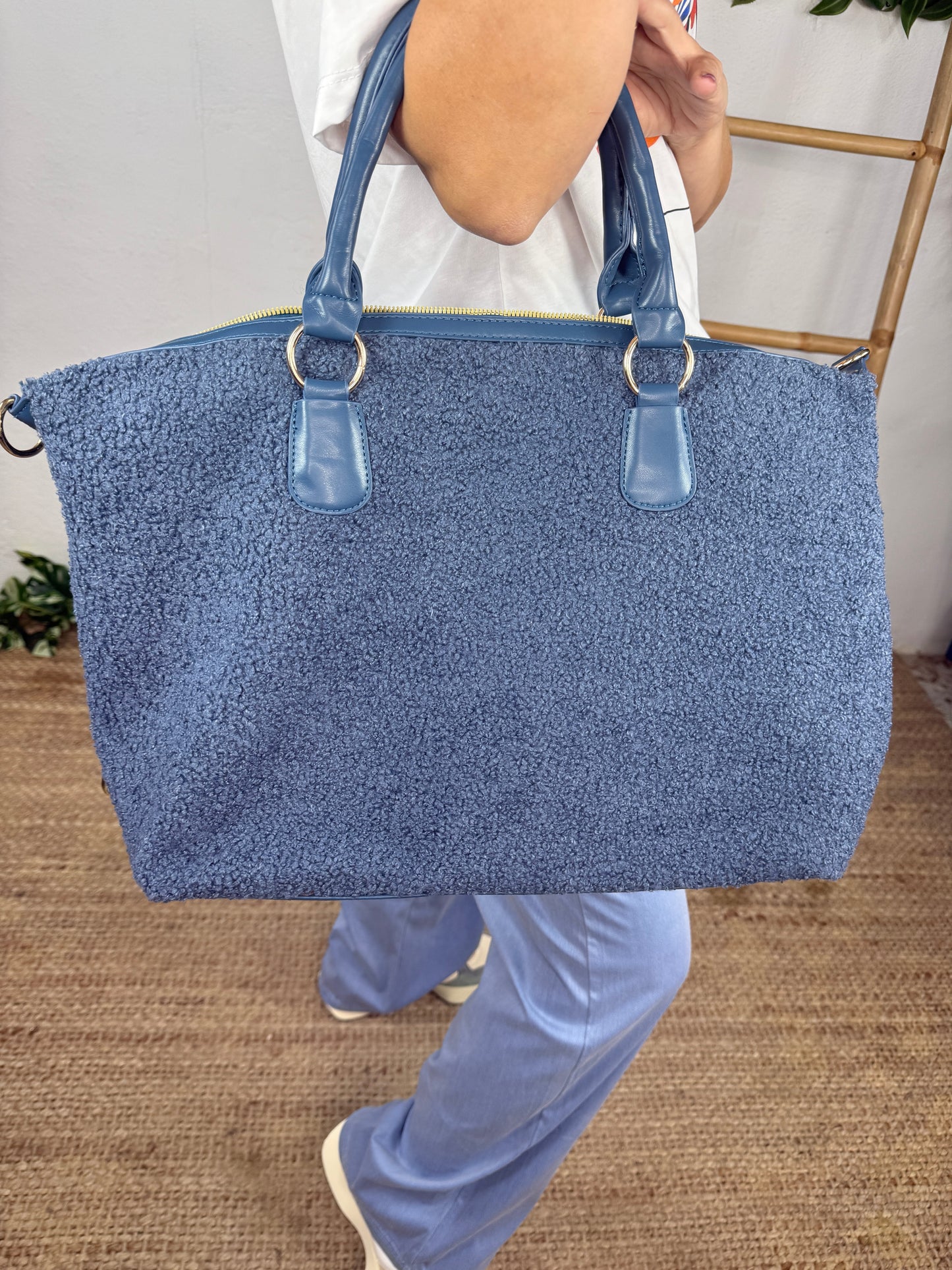 BOLSO MAXI BORREGUITO