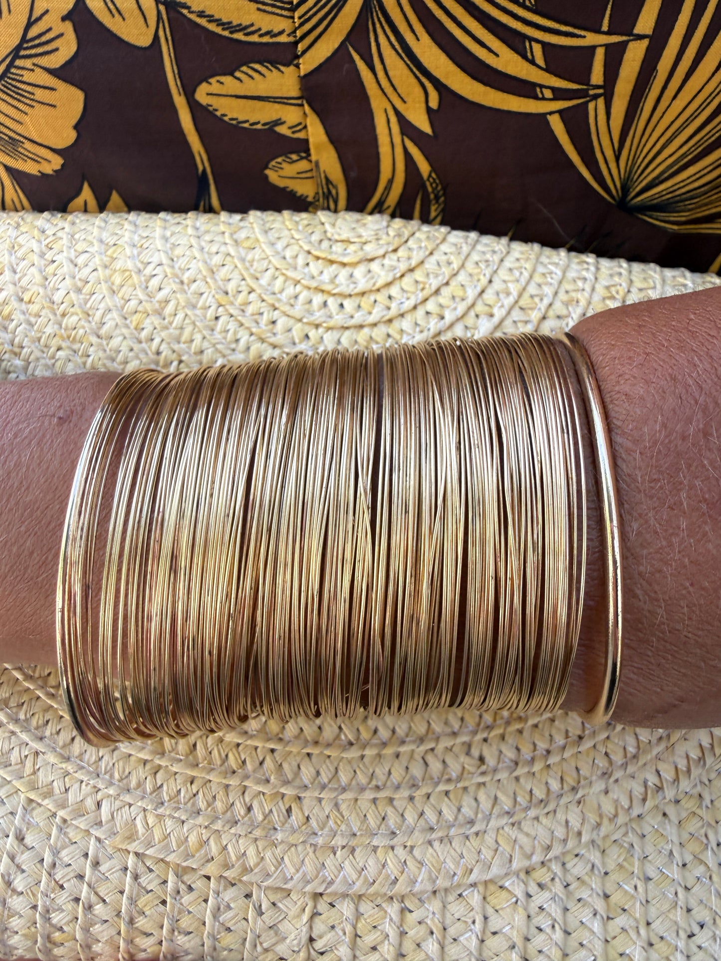 BRAZALETE MIL HILOS