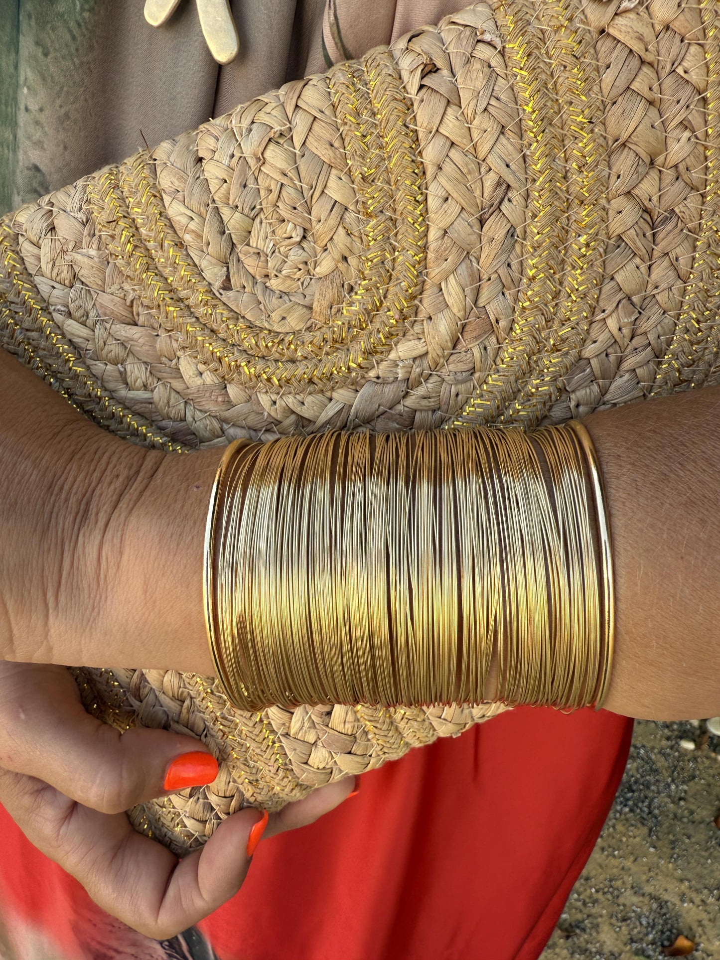 THOUSAND THREAD BRACELET