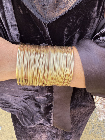 BRAZALETE MIL HILOS