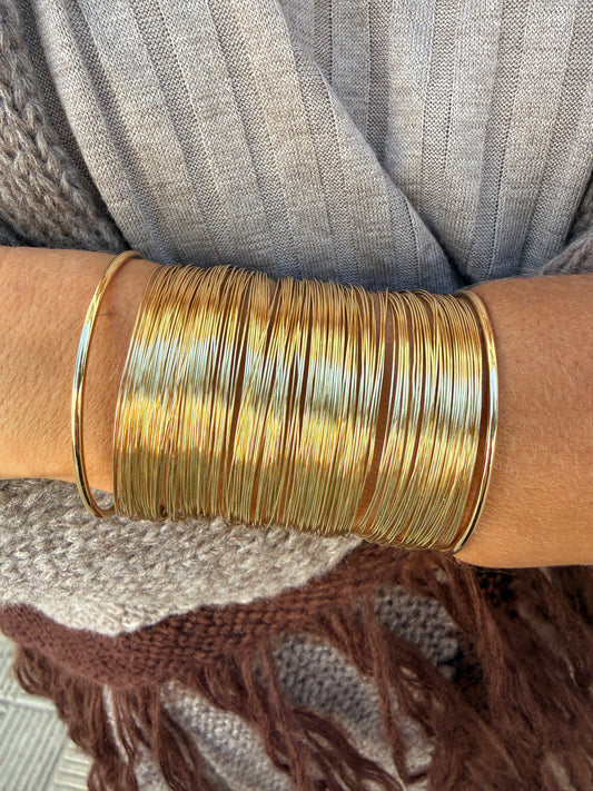 BRAZALETE MIL HILOS