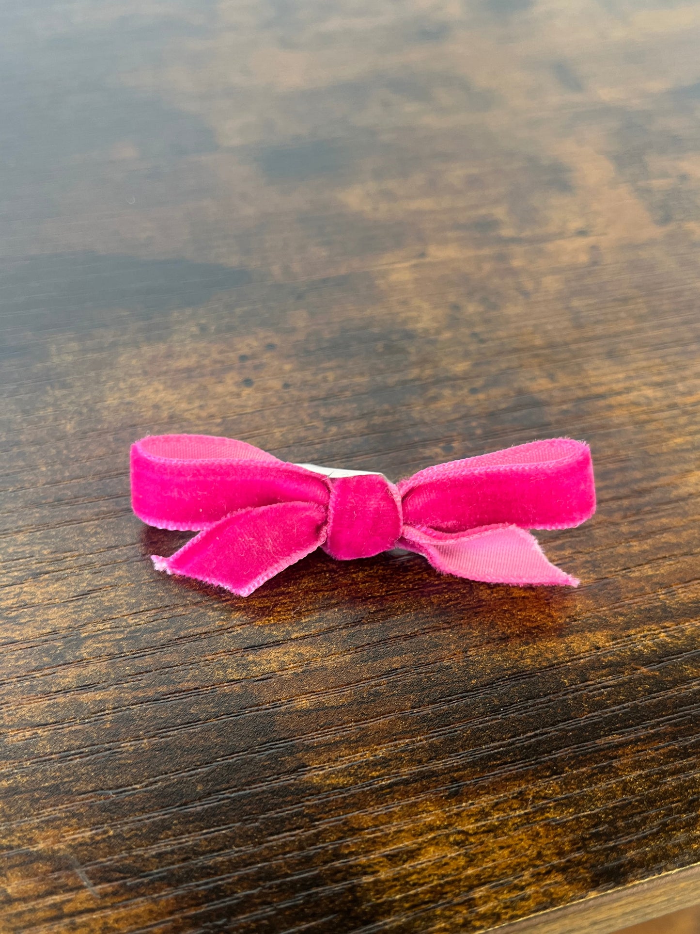 BROCHE LAZO TERCIOPELO MINI