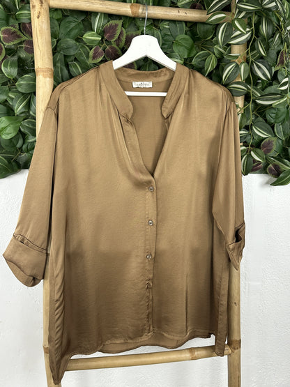 CAMISA SATINADA CUELLO MAO