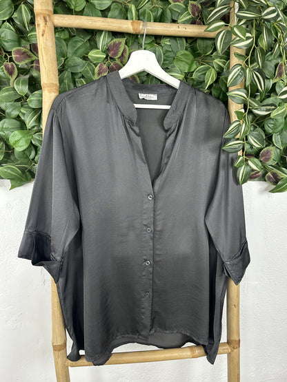 CAMISA SATINADA CUELLO MAO