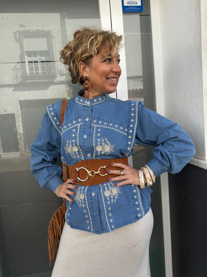 CAMISA VAQUERA BORDADA