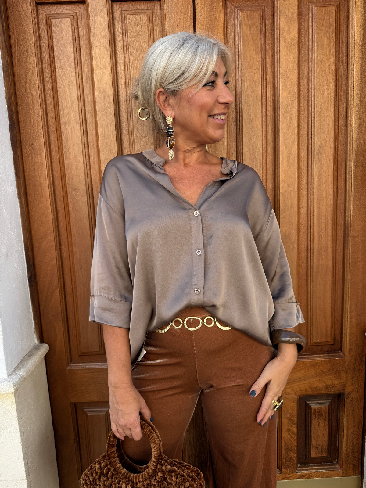 CAMISA SATINADA CUELLO MAO