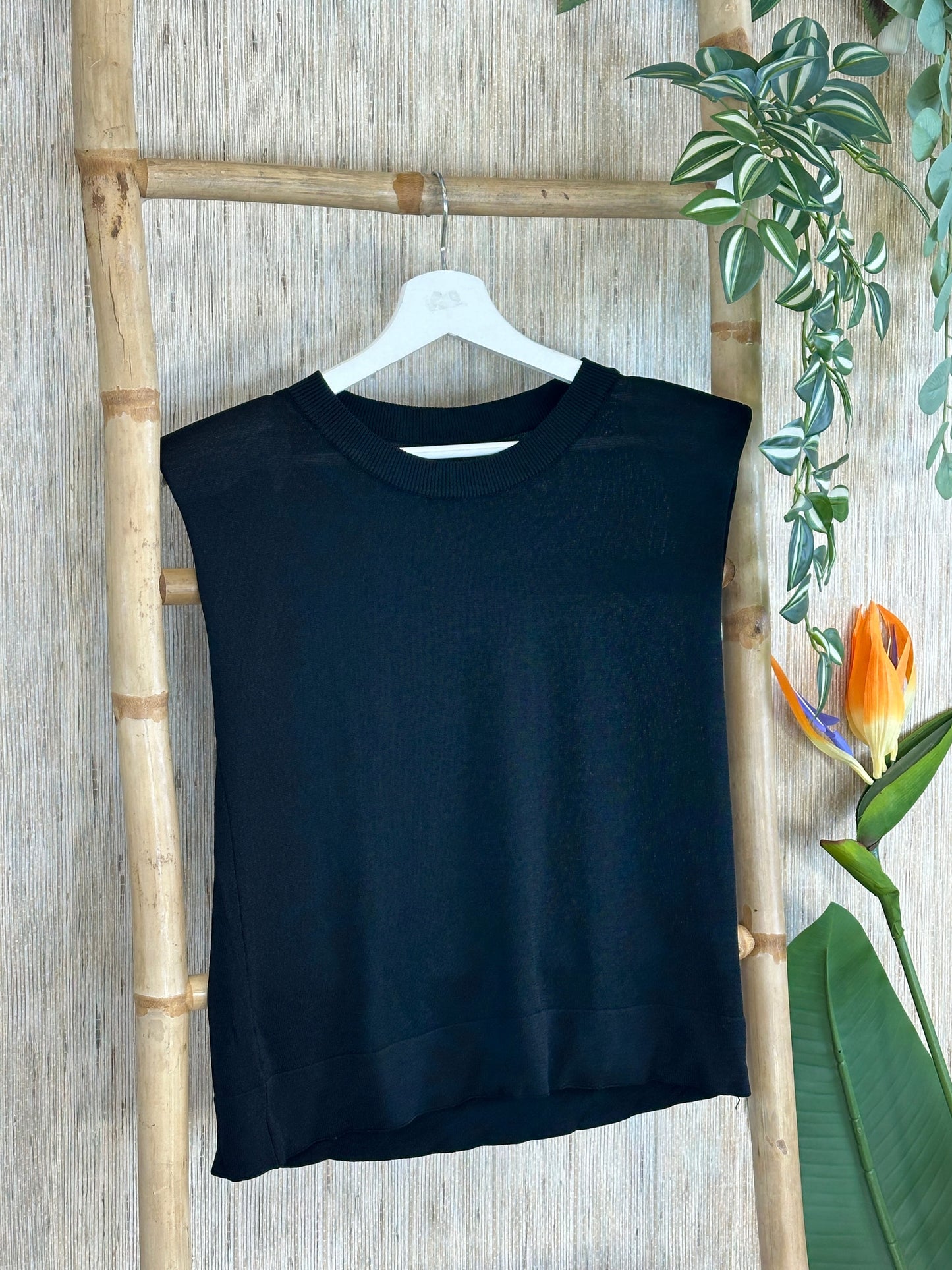 CAMISETA PUNTO HOMBRERAS