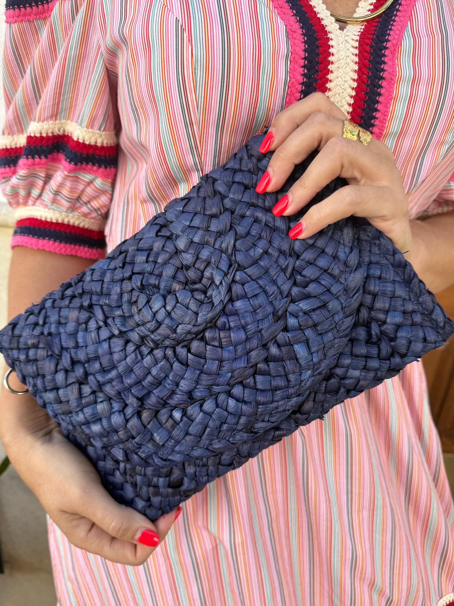 CARTERA DE MANO CALETA
