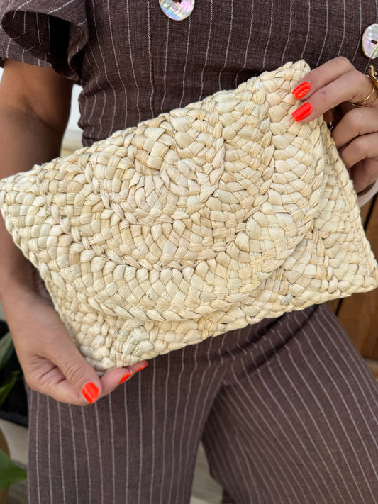 CARTERA DE MANO CALETA