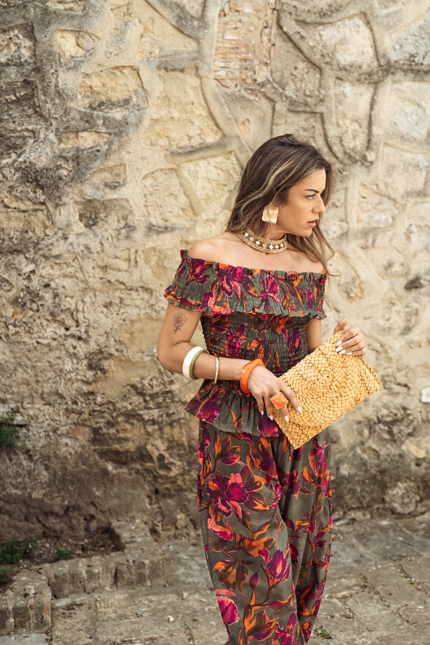 CARTERA DE MANO CALETA