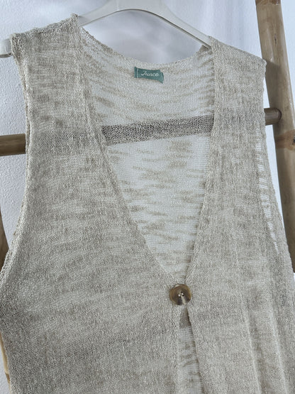 LONG BUTTON VEST