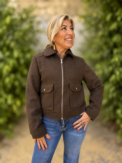 CHAQUETA BOLSILLOS