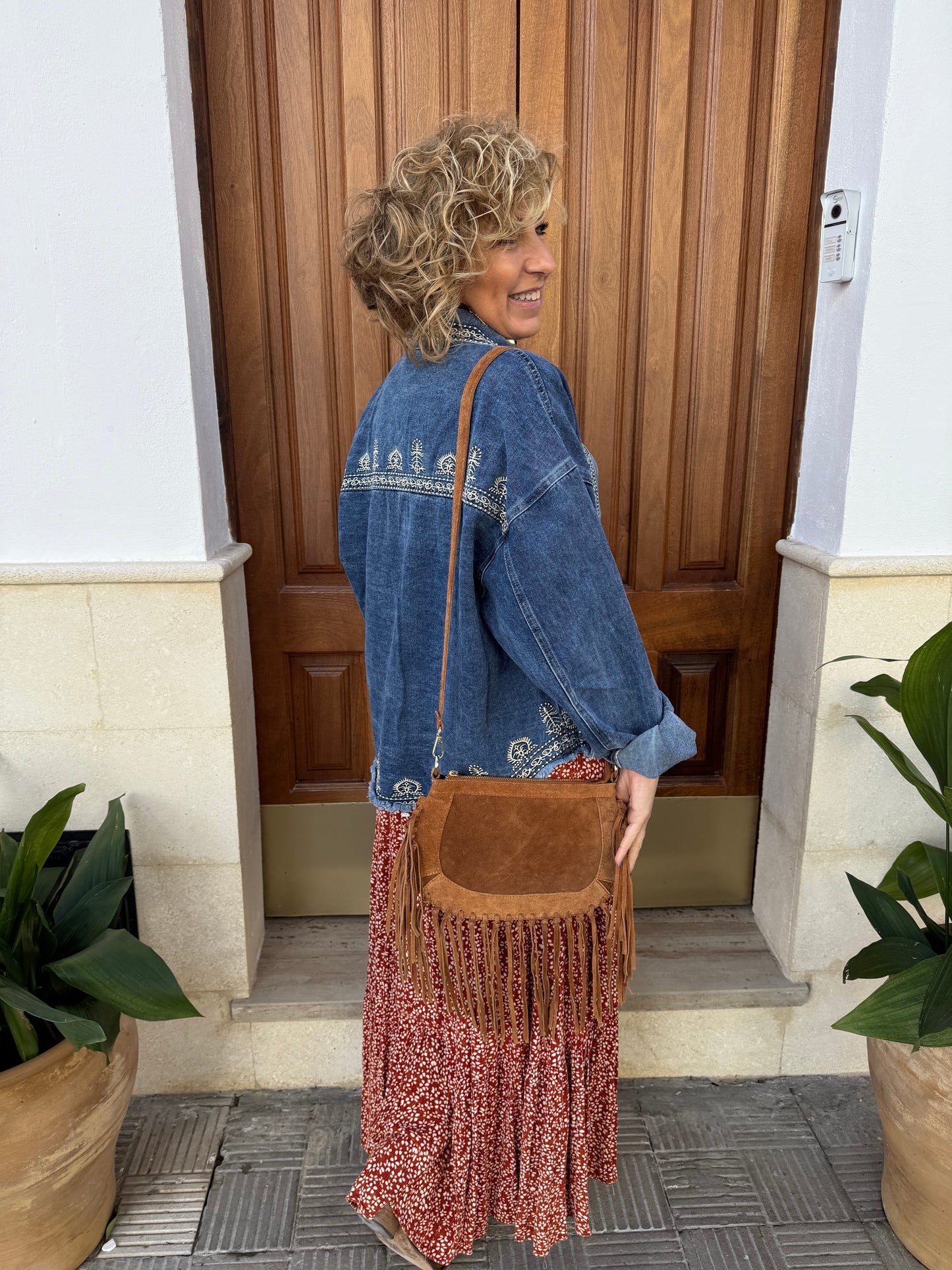 CHAQUETA VAQUERA BORDADA