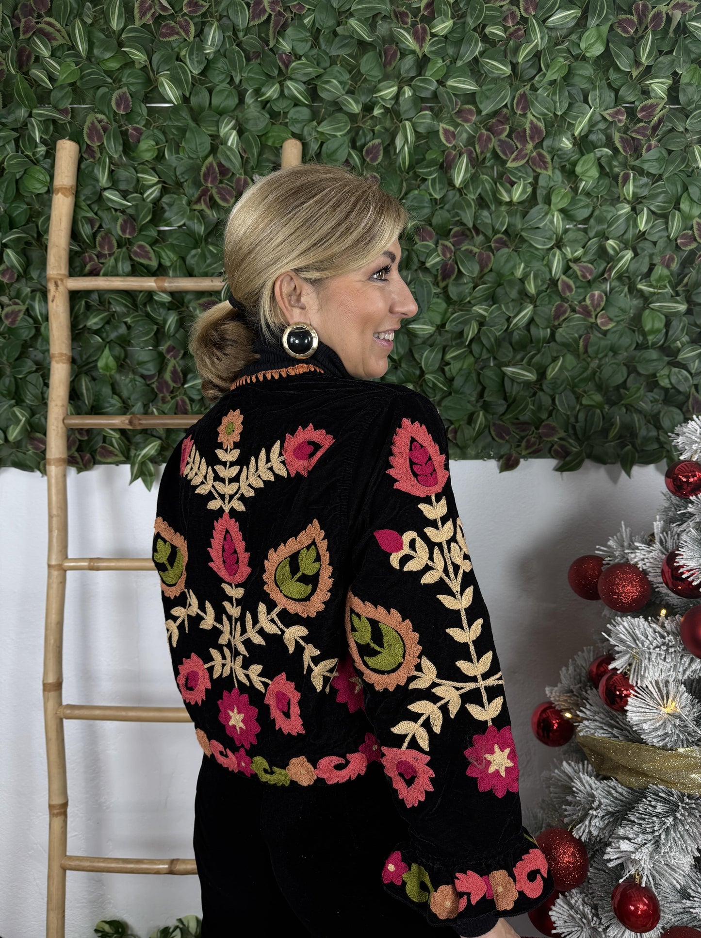 CHAQUETA VELVET BORDADA